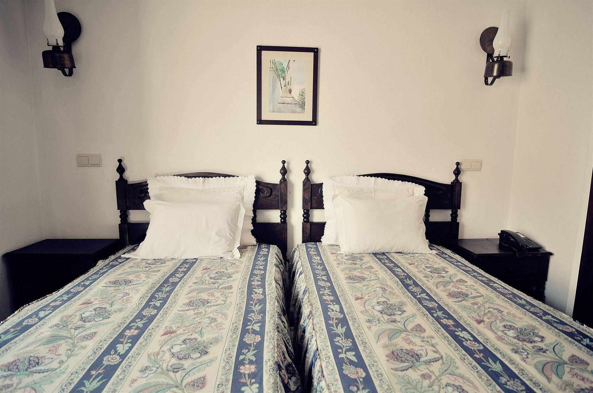 Rainha Santa Isabel - Obidos History Hotel Exteriör bild