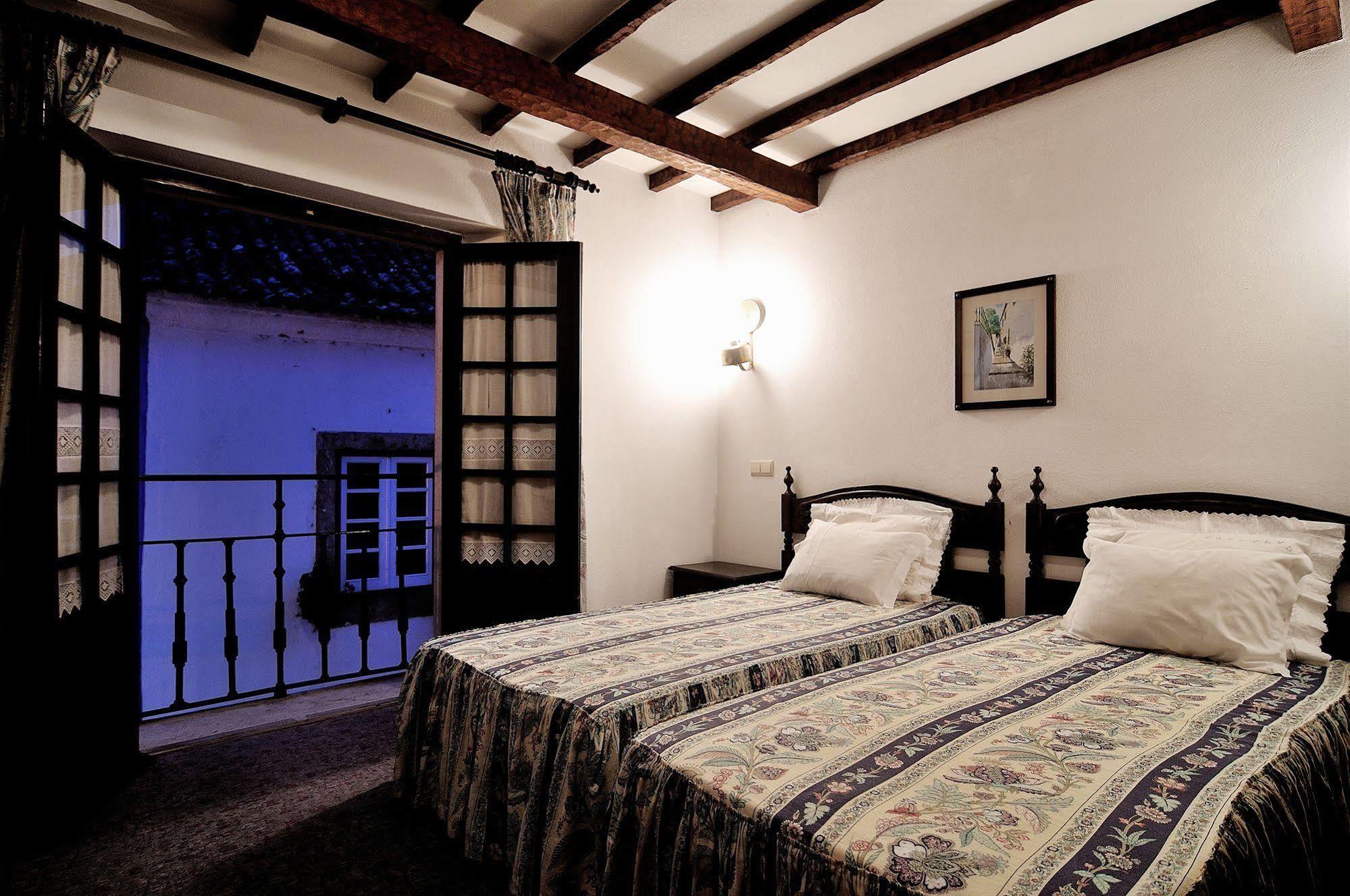 Rainha Santa Isabel - Obidos History Hotel Exteriör bild